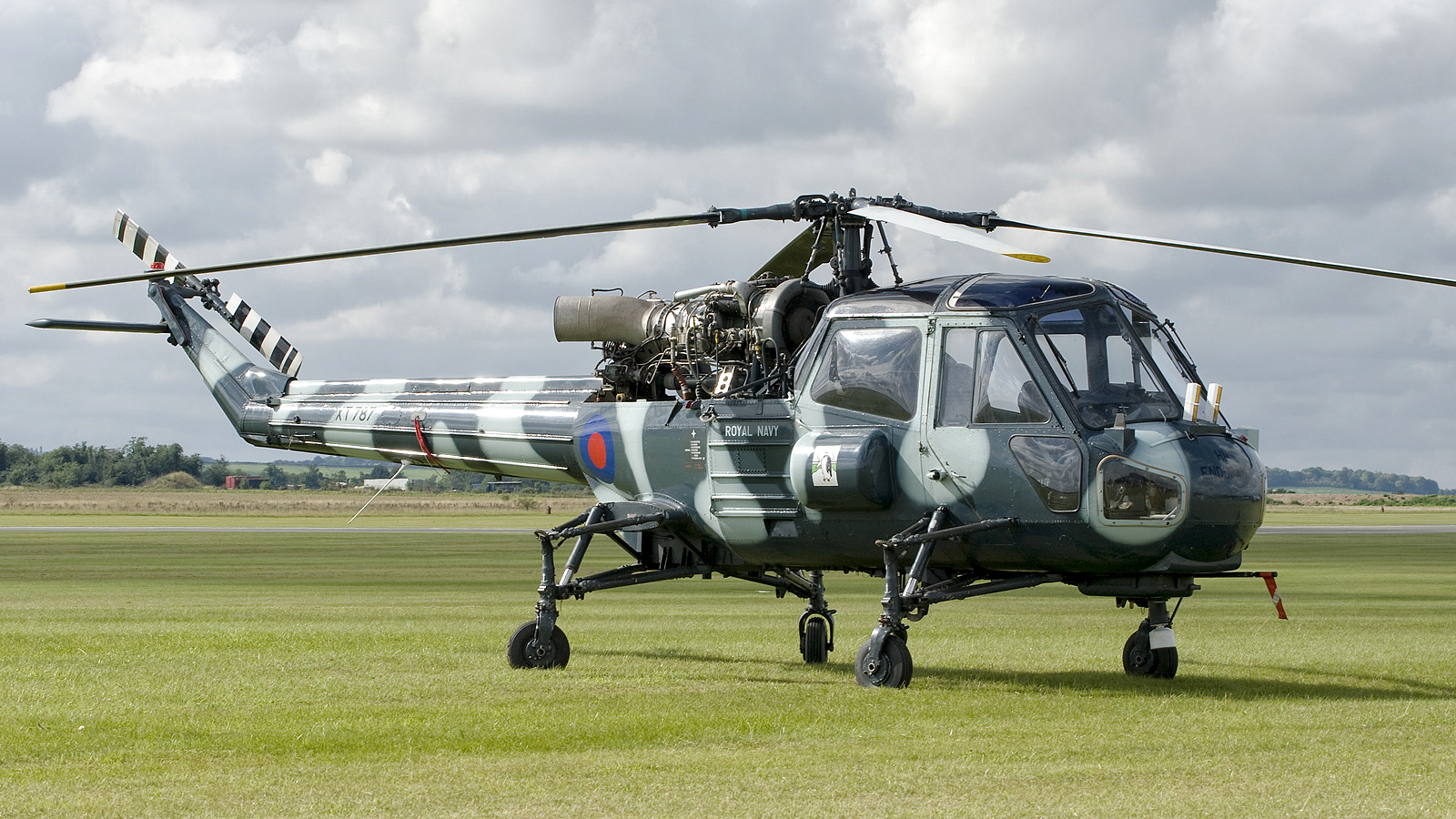 IMGP5243-Westland Wasp HAS1 P-531-2 G-KAXT XT787
