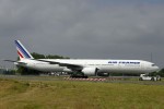 Boeing 777-328/ER F-GSQG Air France