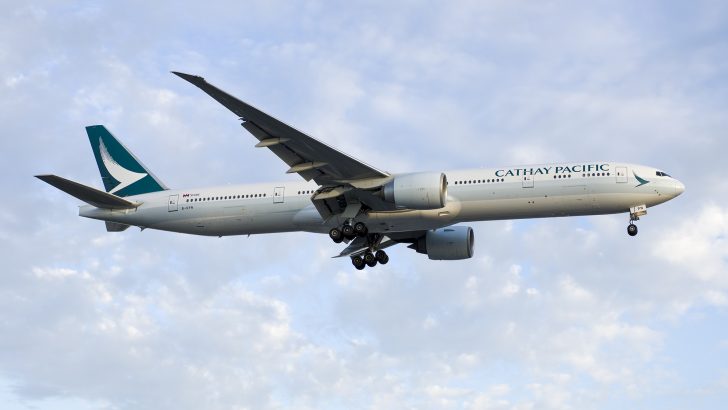 Boeing 777-367-ER B-KPN Cathay Pacific Airways