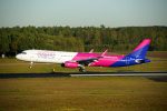 Airbus A321-231 HA-LXP Wizz Air