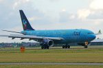 Airbus A330-243 PR-AIU Azul - Linhas Aereas Brasileiras