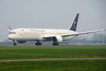 Boeing 787-10 Dreamliner HZ-AR27 Saudi Arabian Airlines