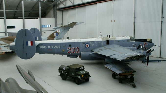 Avro Shackleton MR.3/3 Avro Shackleton MR.3/3 XF708/C-203 RAF