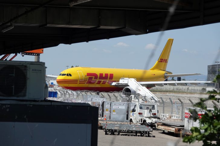 Airbus A300F4-622R D-AZMO DHL (European Air Transport - EAT)
