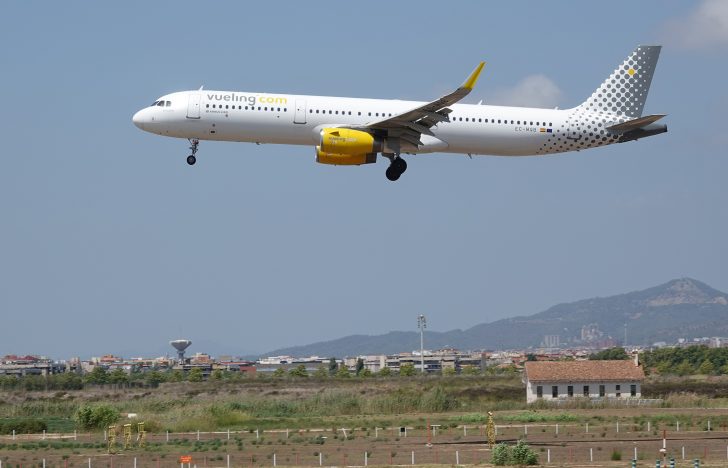 Airbus A321-231 EC-MQB Vueling Airways