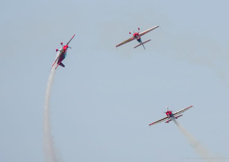 Extra EA-330LX Royal Jordanian Falcons