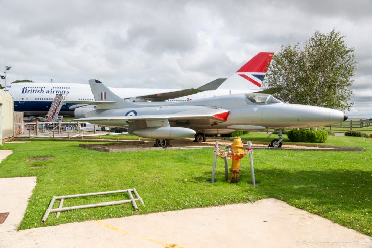 Hawker Hunter T.8C XE665 FAA