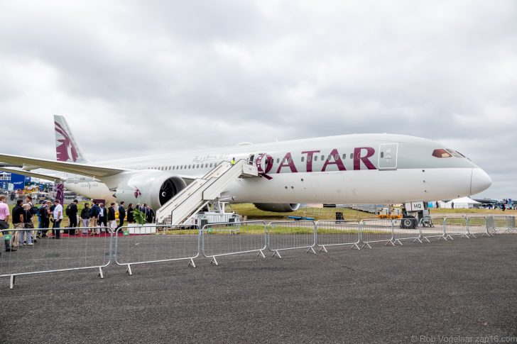 Boeing 787-10 Dreamliner A7-BHQ Qatar Airways
