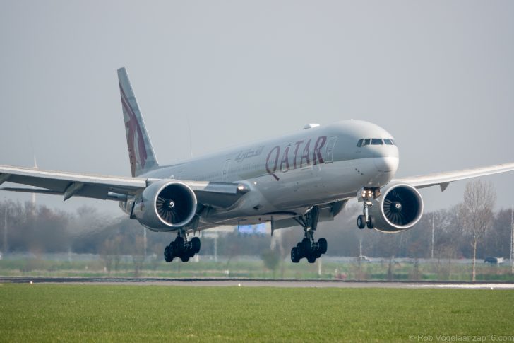 Boeing 777-3DZ/ER A7-BAH Qatar Airways