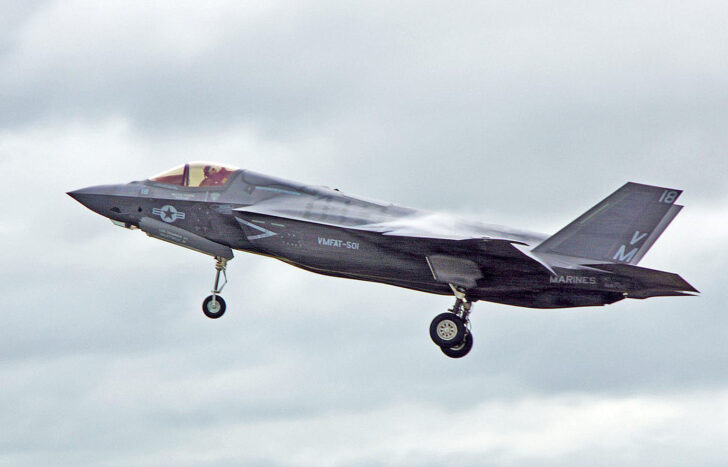 Lockheed-Martin-F-35B-Ligtning-II-168726-VM-18-VMFAT-501-US-Marines-1536x985